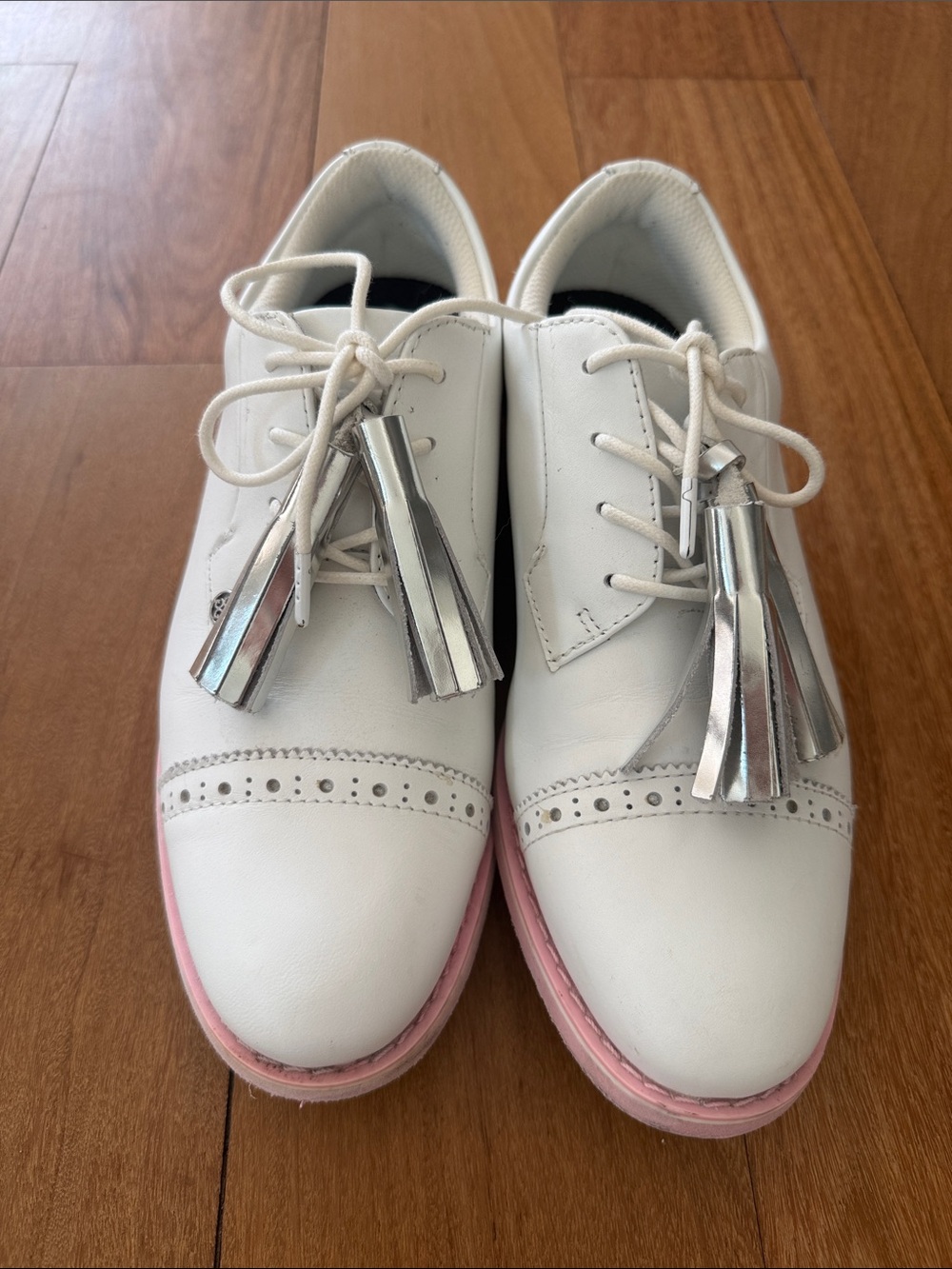 G/FORE White Leather Brogue Oxfords with Pink Sole and Silver Tassels Golf Shoes